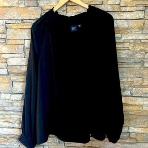Gapl black silk blouse, keyhole, elastic neck